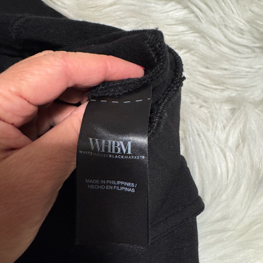 White House black market black soft cargo pants size small - Picture 3 of 4